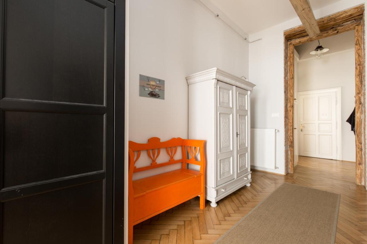 King Rustik & Central Apartment Boedapest Buitenkant foto